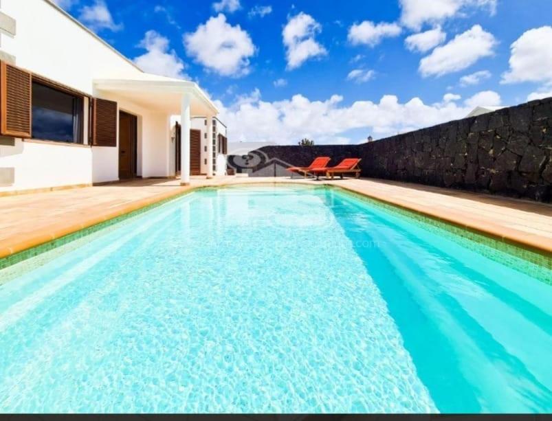 Villa Angelina Плайя-Бланка Екстер'єр фото
